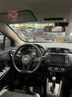 نيسان فيرسا